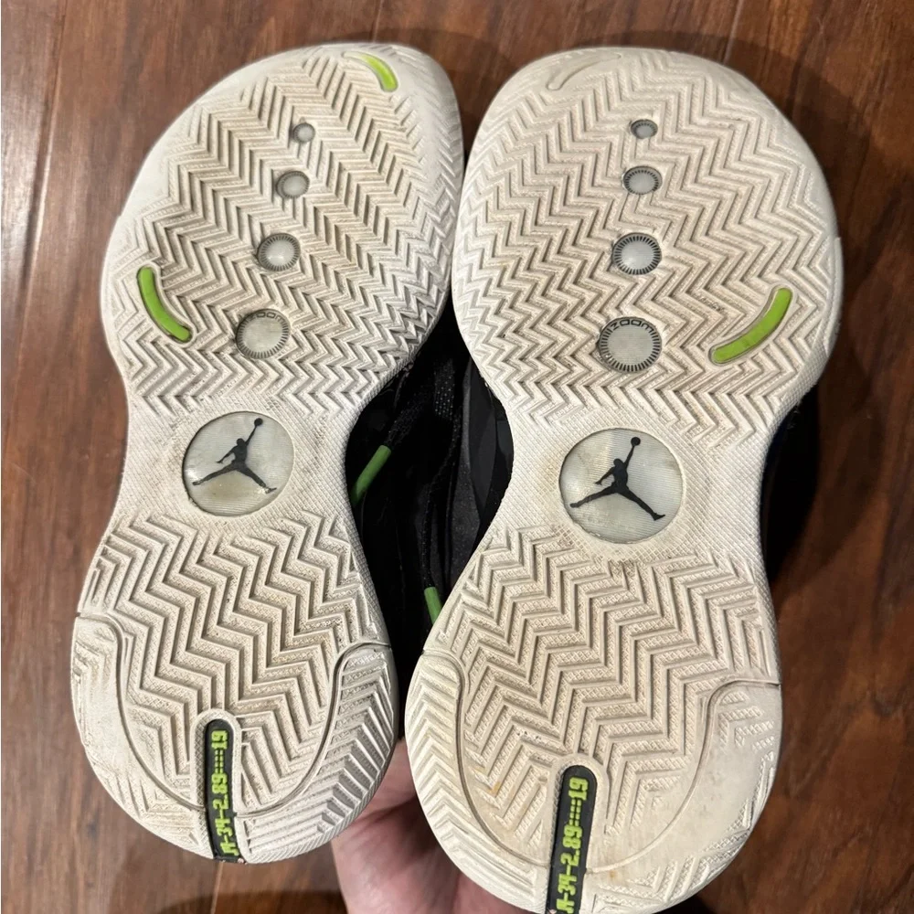 Jordan Kids Sneakers in Black and Neon Green